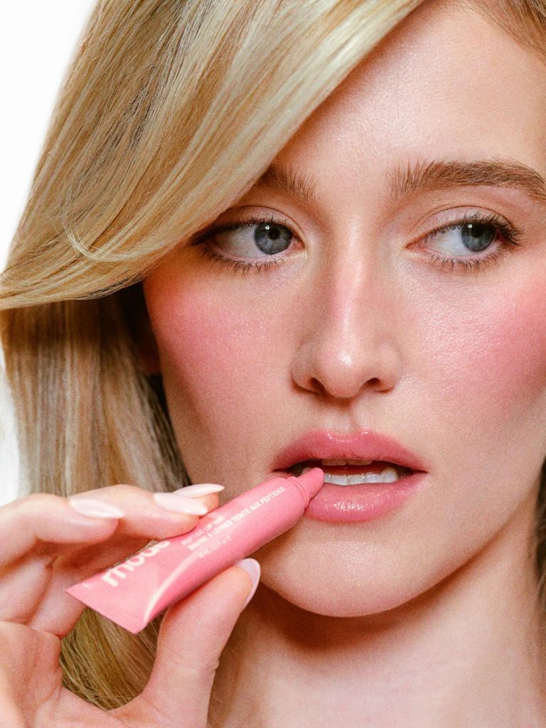 Блеск rhode тинт для губ пептидный sweet pea rhode peptide lip tint limited edition