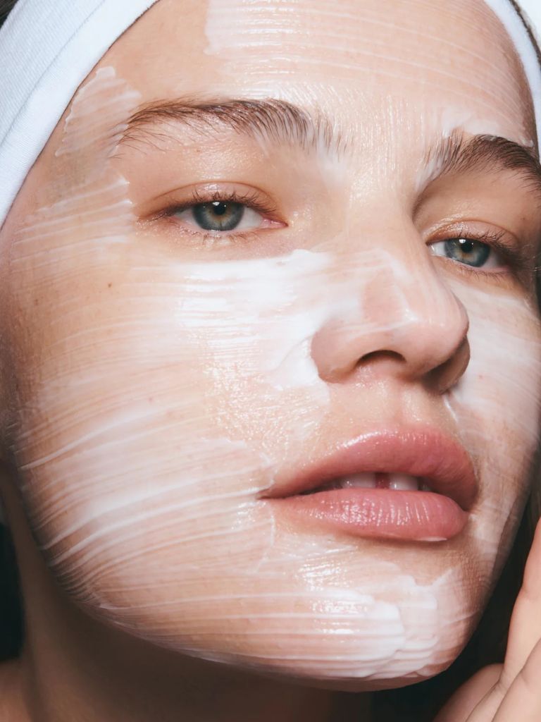 Крем маска с лифтинг эффектом rhode caffeine reset sculpting cream mask